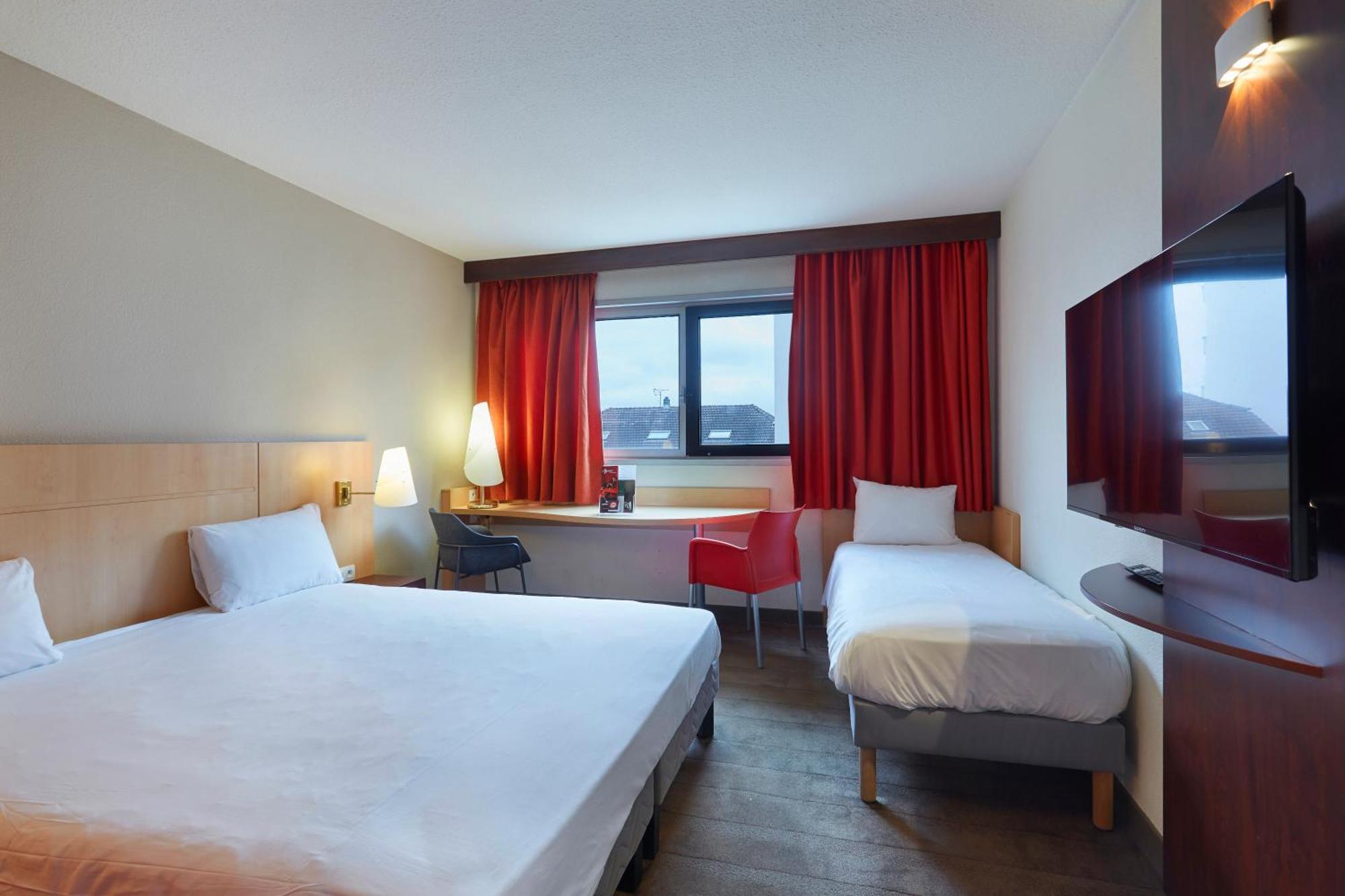 Hotel ibis Annemasse-Genève à Ambilly Extérieur photo